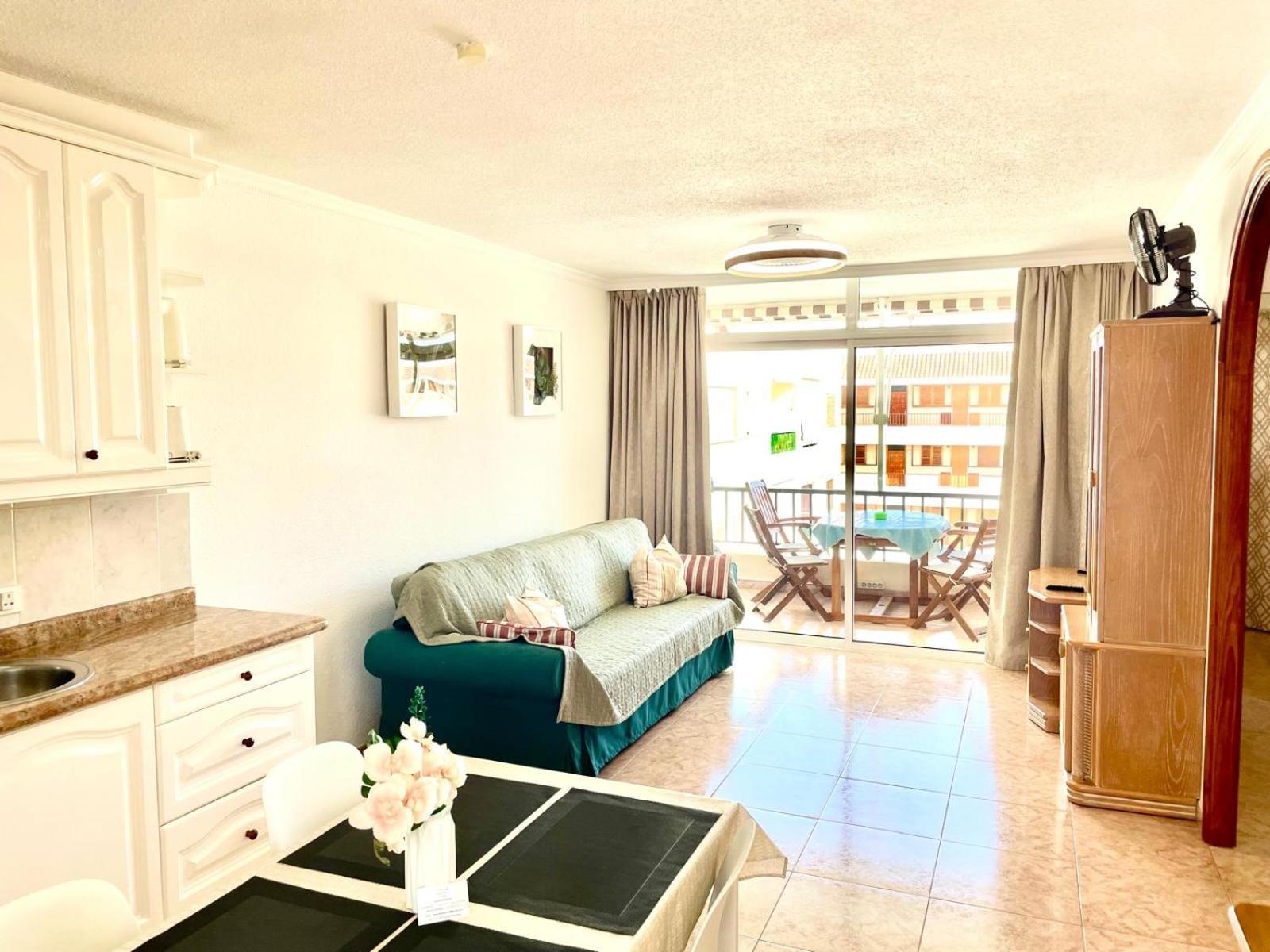 Tenerifeopenhome Bright Penthouse On The Beach Los Cristianos Arona  Εξωτερικό φωτογραφία